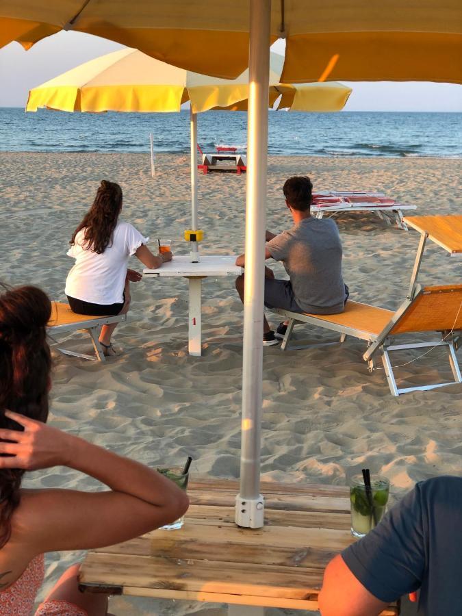 Hotel Villa Lieta Rimini Exteriör bild